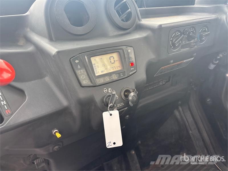 Kubota RTV-X1100C 4x4 Utility Vehicle Küçük araçlar