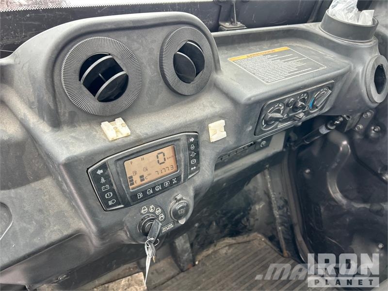 Kubota RTV-X1100C 4x4 Utility Vehicle Підсобні машини