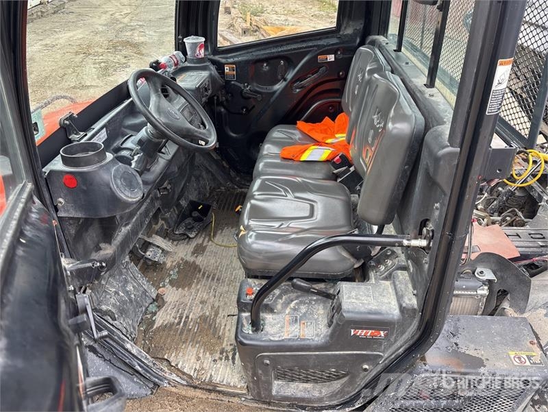 Kubota RTV-X1100C 4x4 Utility Vehicle Komunālās mašīnas