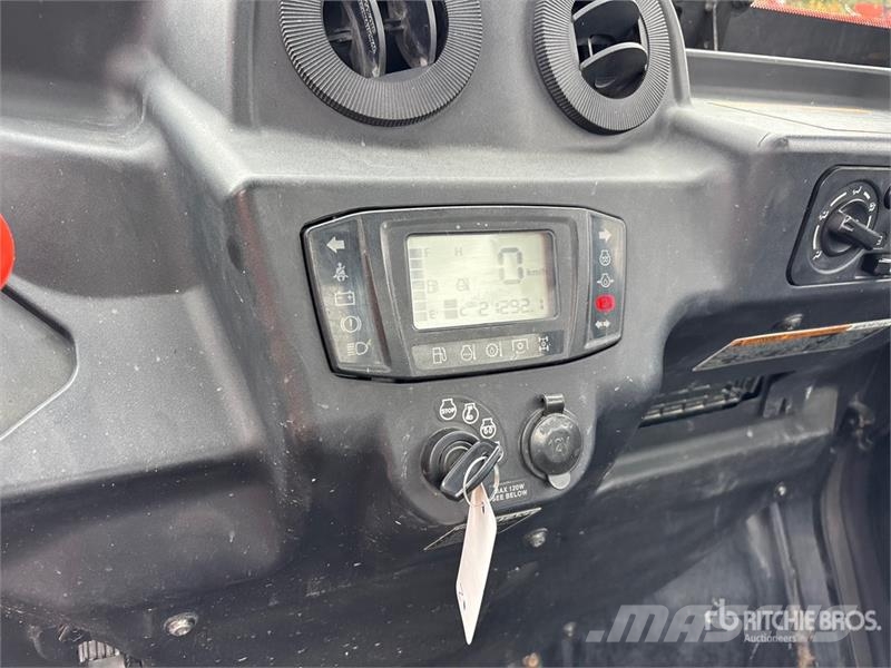 Kubota RTV-X1100C 4x4 Utility Vehicle Pomoćni strojevi