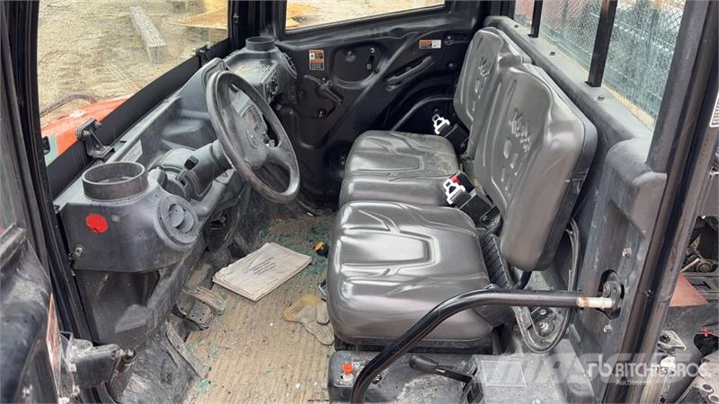 Kubota RTV-X1100C 4x4 Utility Vehicle Komunālās mašīnas