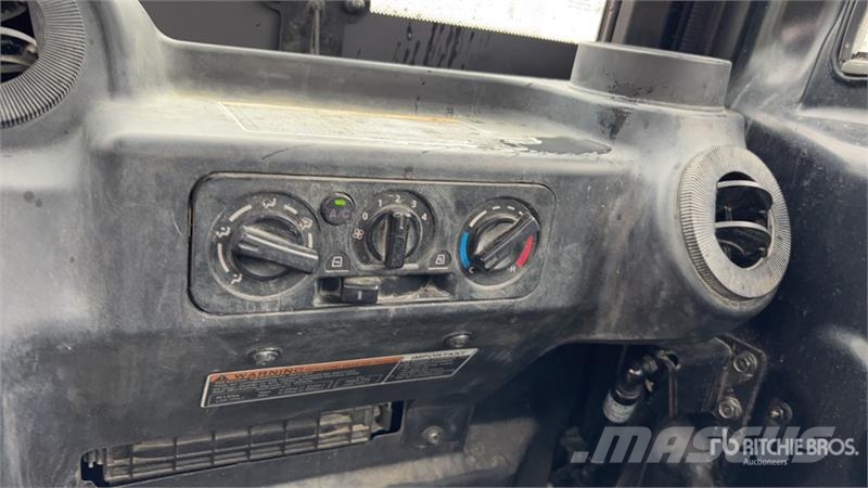 Kubota RTV-X1100C 4x4 Utility Vehicle Komunālās mašīnas