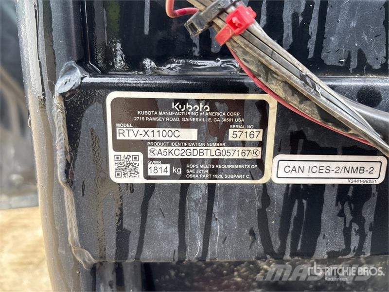 Kubota RTV-X1100C 4x4 Utility Vehicle Komunālās mašīnas