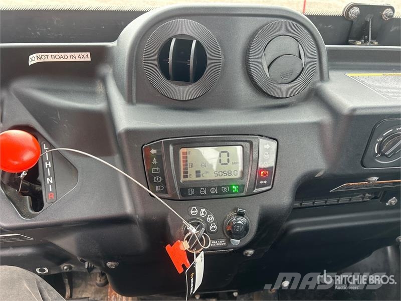 Kubota RTV-X1100C 4x4 Utility Vehicle Komunālās mašīnas