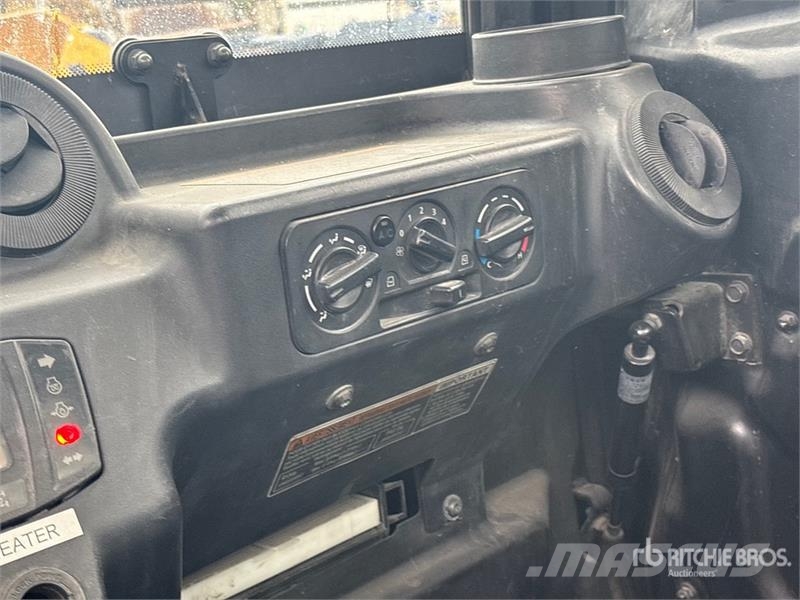 Kubota RTV-X1100C 4x4 Utility Vehicle Arbeitsfahrzeuge