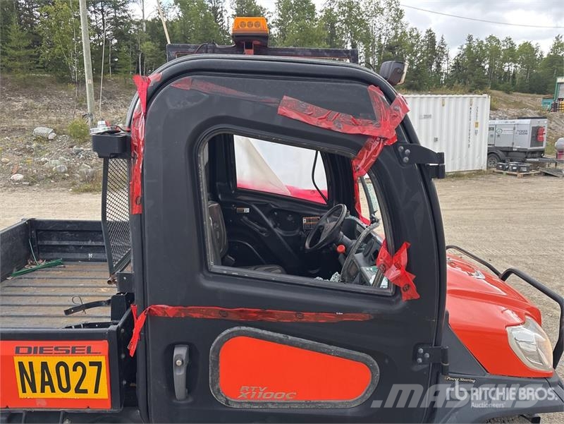 Kubota RTV-X1100C 4x4 Utility Vehicle Komunālās mašīnas