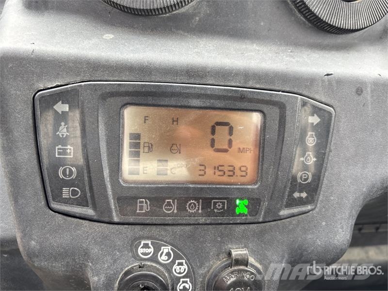 Kubota RTV-X1100C 4x4 Utility Vehicle Komunālās mašīnas