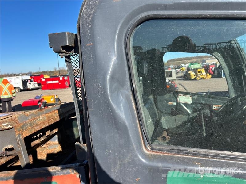 Kubota RTV1100 ماكينات منفعة عامة