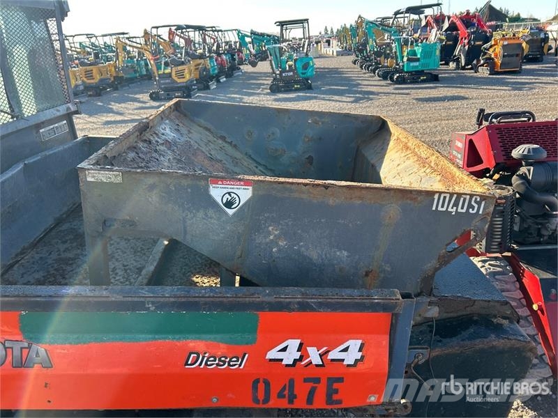 Kubota RTV1100 ماكينات منفعة عامة