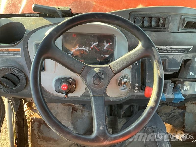 Kubota RTV1100 ماكينات منفعة عامة