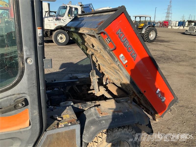 Kubota RTV1100 ماكينات منفعة عامة