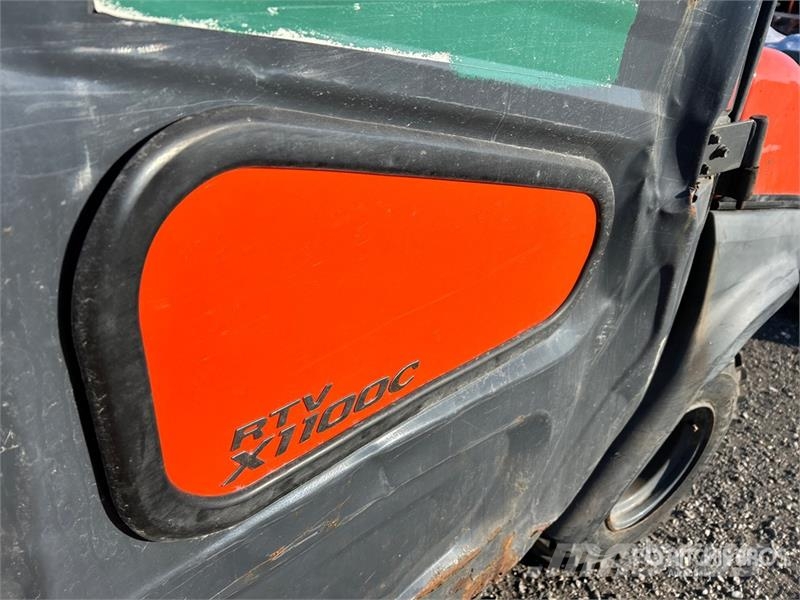 Kubota RTV1100 ماكينات منفعة عامة