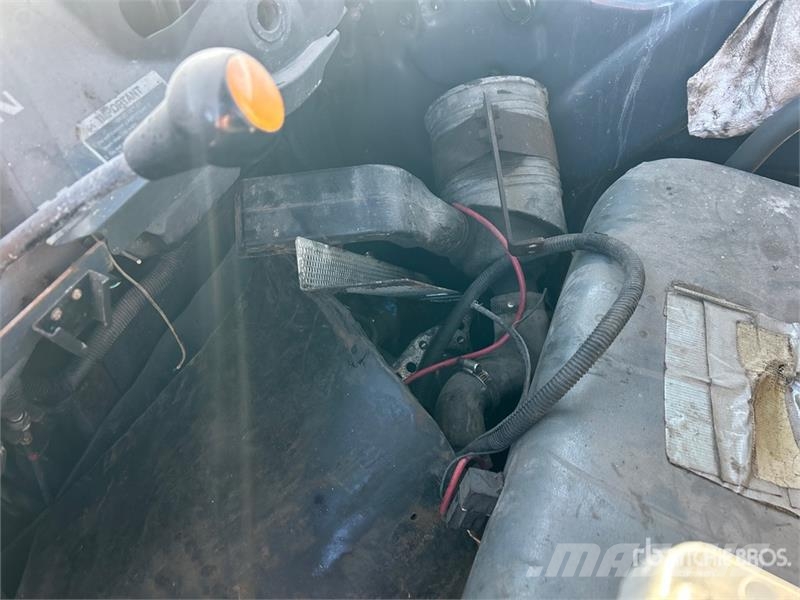 Kubota RTV1100 ماكينات منفعة عامة