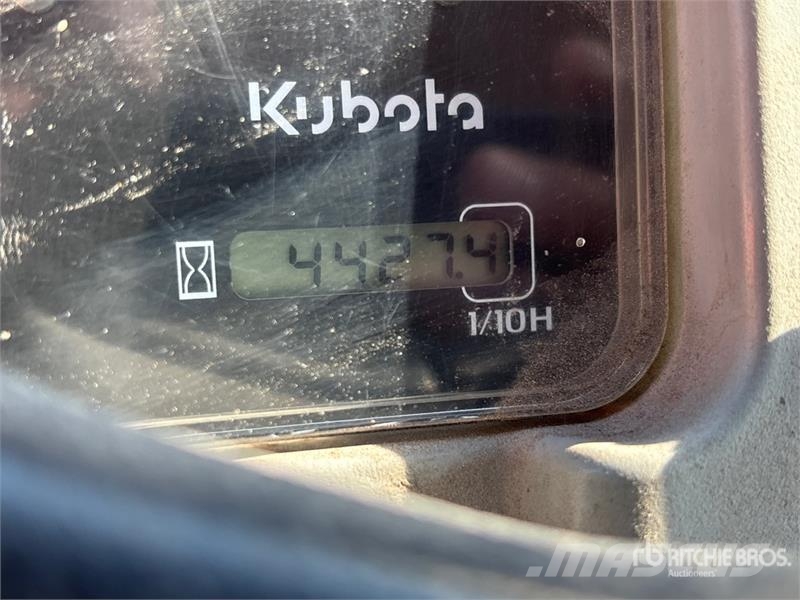Kubota RTV1100 Haszongépek