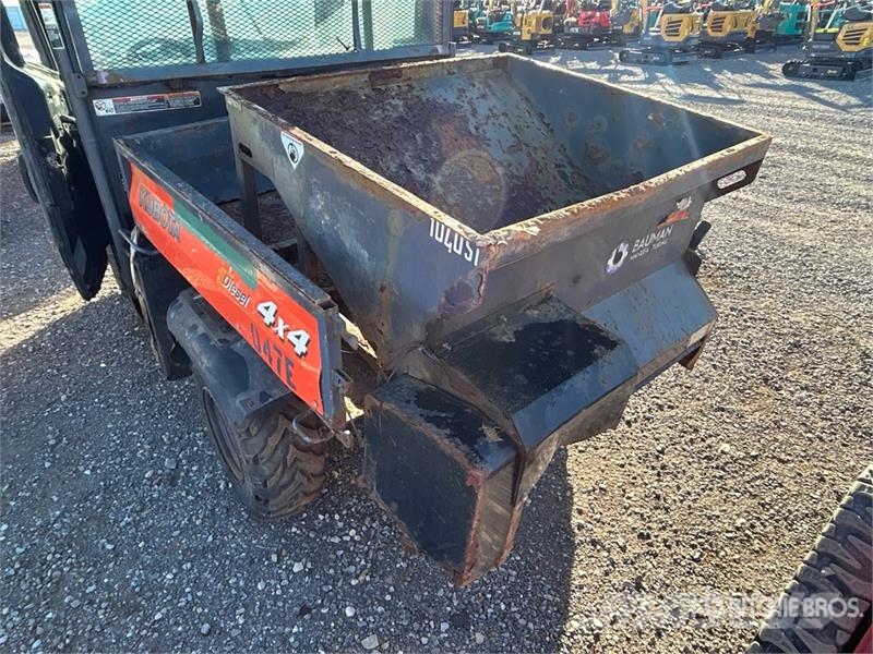 Kubota RTV1100 ماكينات منفعة عامة