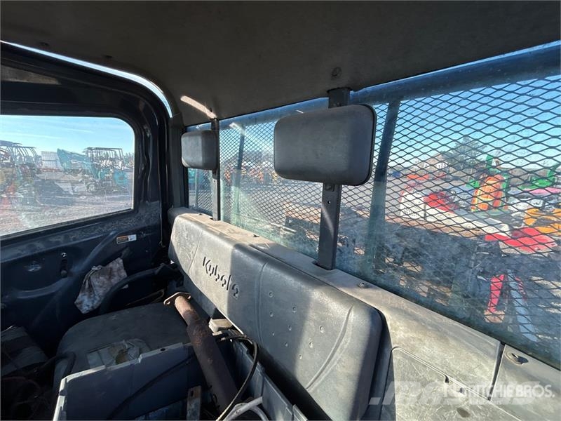 Kubota RTV1100 ماكينات منفعة عامة