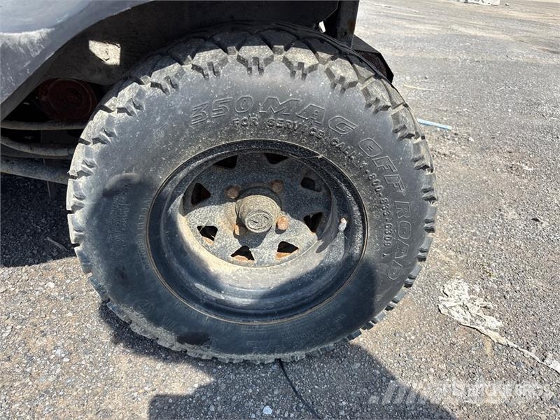 Kubota RTV520 4x4 Utility Vehicle (Inoperable) 다목적 장비