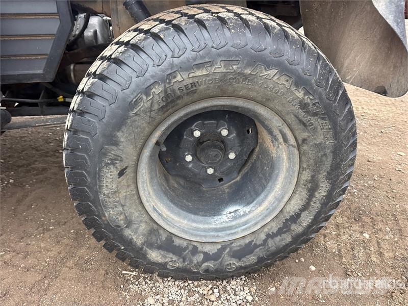 Kubota RTV900 Pomožni stroji