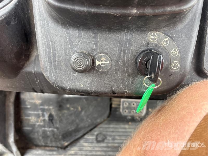 Kubota RTV900 Pomožni stroji