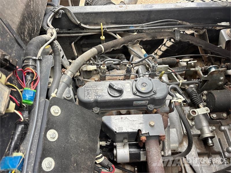 Kubota RTV900 Pomožni stroji