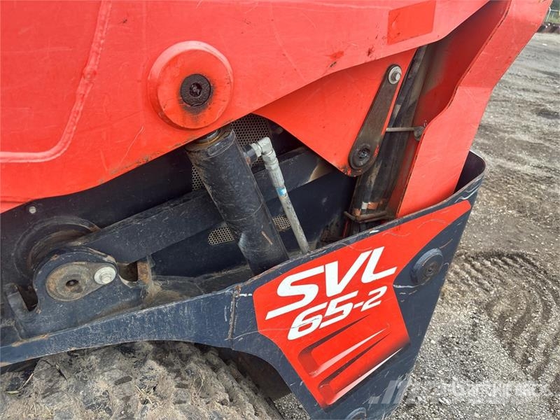 Kubota SVL65-2 Compact Track Loader Kompaktlaadurid