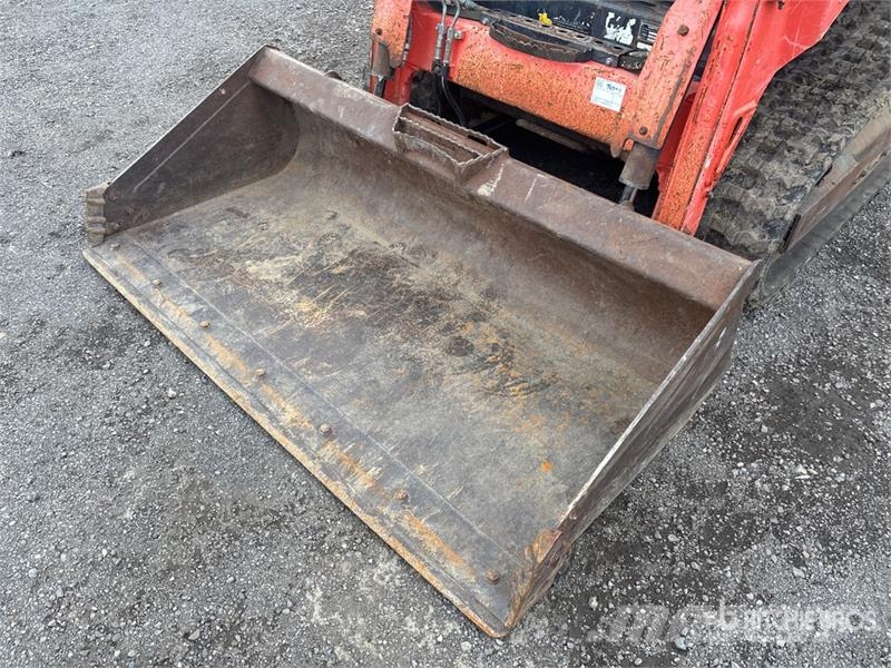 Kubota SVL65-2 Compact Track Loader Kompaktlaadurid