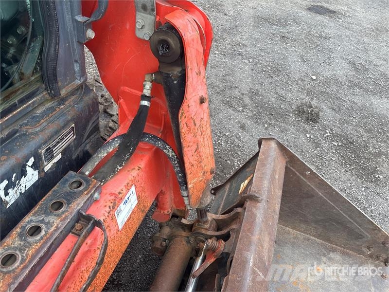Kubota SVL65-2 Compact Track Loader Kompaktlaadurid