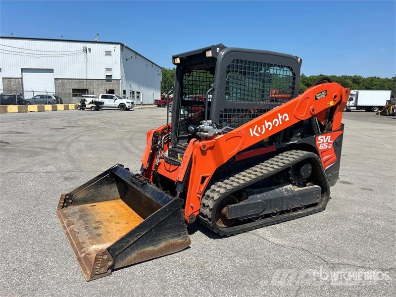 Kubota SVL65-2 High Flow Compact Track Loader Kompaktlaadurid