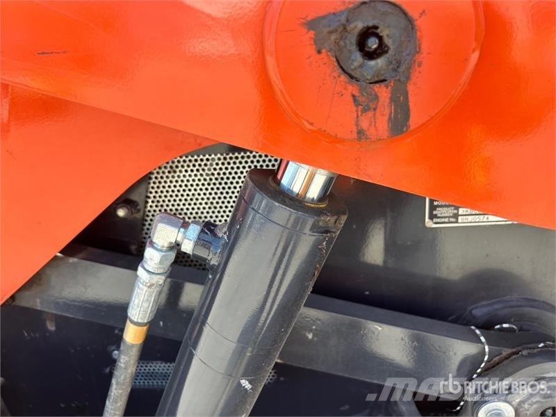 Kubota SVL65-2 High Flow Compact Track Loader Kompaktlaadurid
