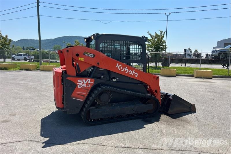 Kubota SVL65-2 High Flow Compact Track Loader Kompaktlaadurid