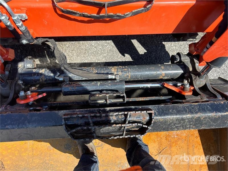 Kubota SVL65-2 High Flow Compact Track Loader Kompaktlaadurid