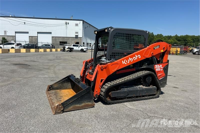 Kubota SVL65-2 High Flow Compact Track Loader Kompaktlaadurid
