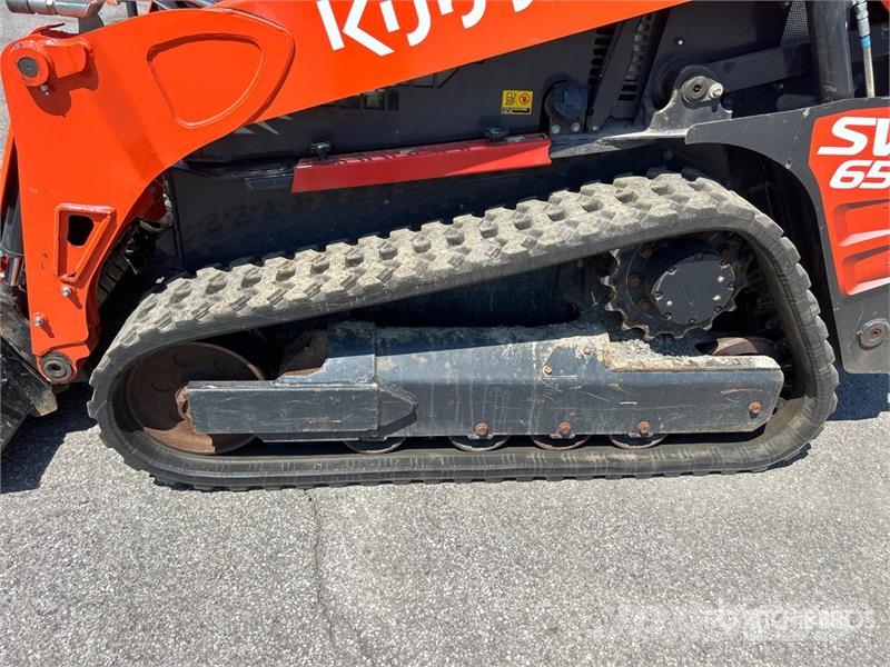 Kubota SVL65-2 High Flow Compact Track Loader Kompaktlaadurid
