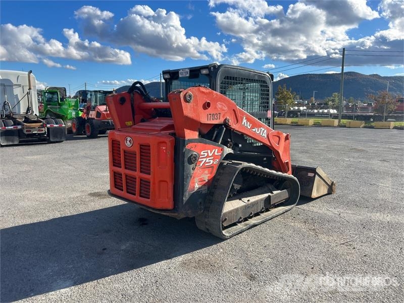 Kubota SVL75 Skid steer mini nakladalci