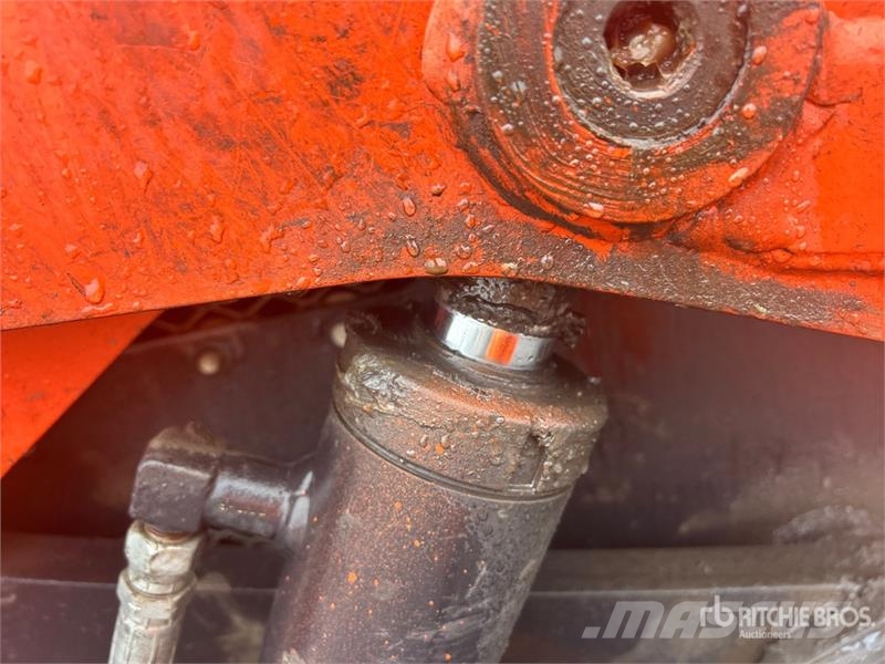 Kubota SVL75-2 لوادر انزلاقية التوجيه