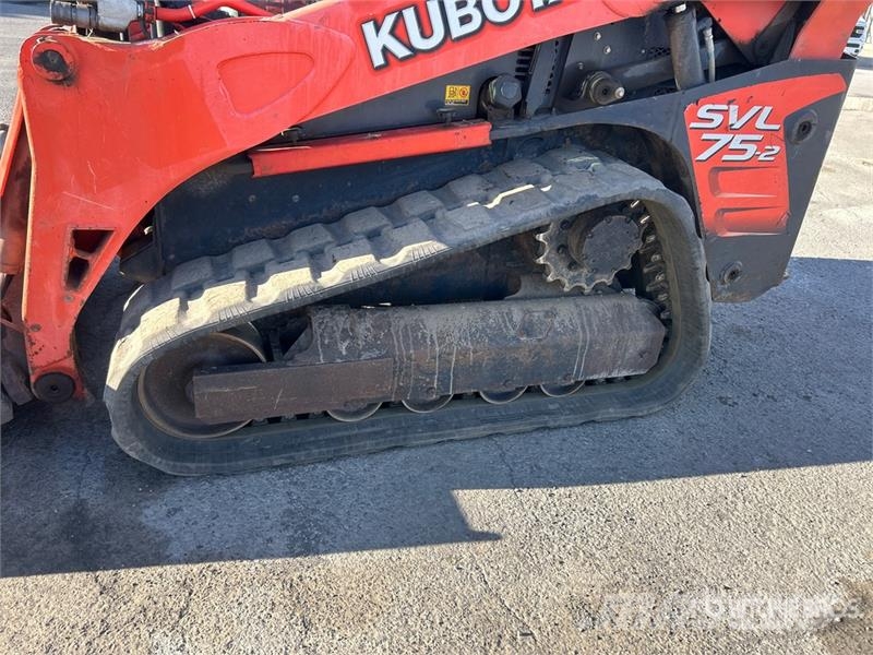 Kubota SVL75-2 لوادر انزلاقية التوجيه