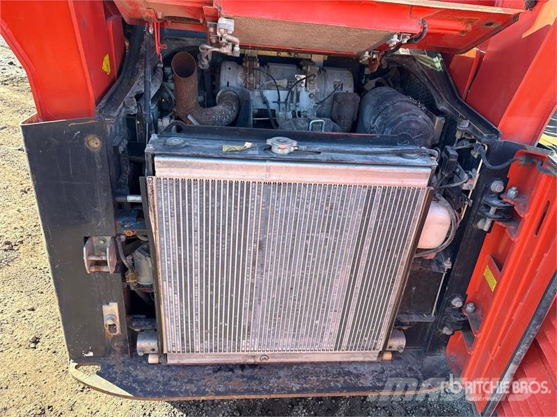 Kubota SVL75-2 لوادر انزلاقية التوجيه