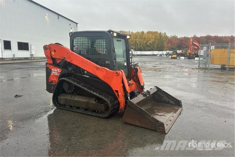 Kubota SVL75-2 لوادر انزلاقية التوجيه
