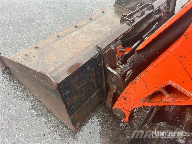 Kubota SVL75-2 لوادر انزلاقية التوجيه