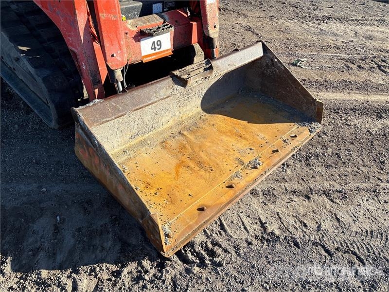 Kubota SVL75-2 لوادر انزلاقية التوجيه