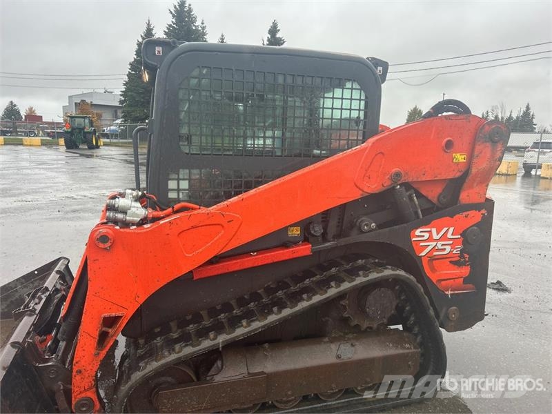 Kubota SVL75-2 لوادر انزلاقية التوجيه