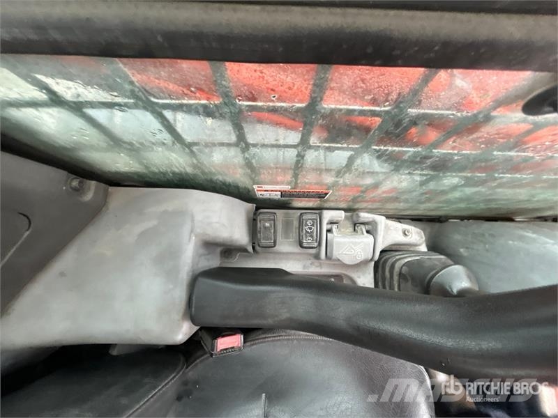 Kubota SVL75-2 لوادر انزلاقية التوجيه