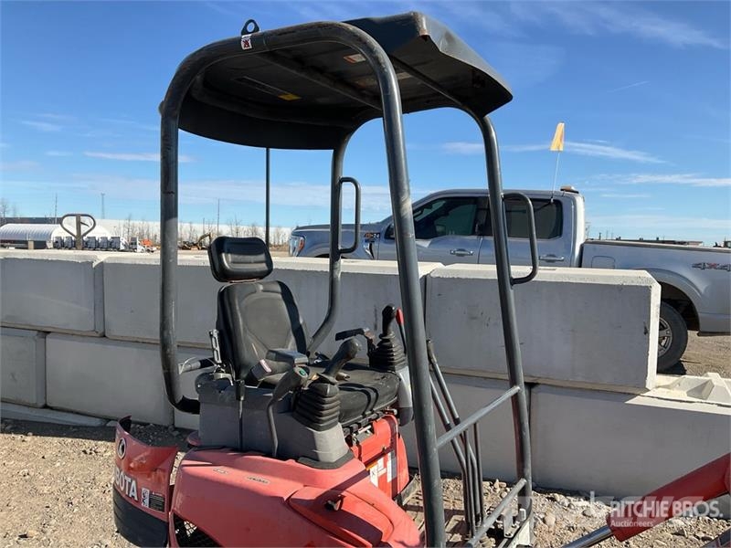 Kubota U17 Mini kotrók < 7t