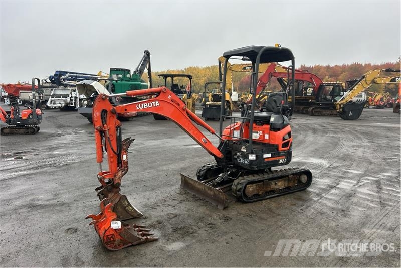 Kubota U17 Мини-экскаваторы