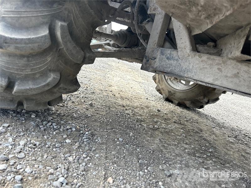 Kubota X1100 4x4 Utility Vehicle Підсобні машини