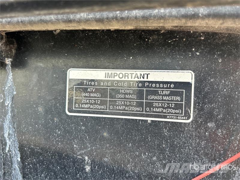 Kubota X1100 4x4 Utility Vehicle Підсобні машини