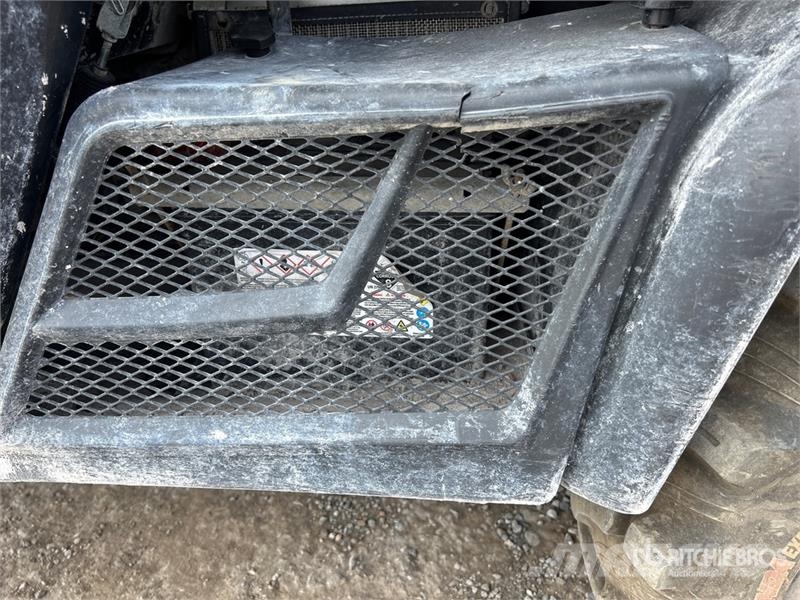 Kubota X1100 4x4 Utility Vehicle Підсобні машини