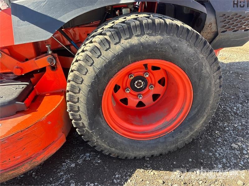 Kubota Z725KH Mobil çim biçme makineleri