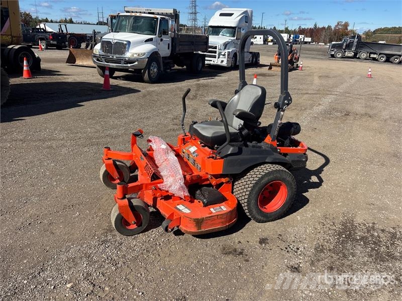 Kubota Z725KH Mobil çim biçme makineleri