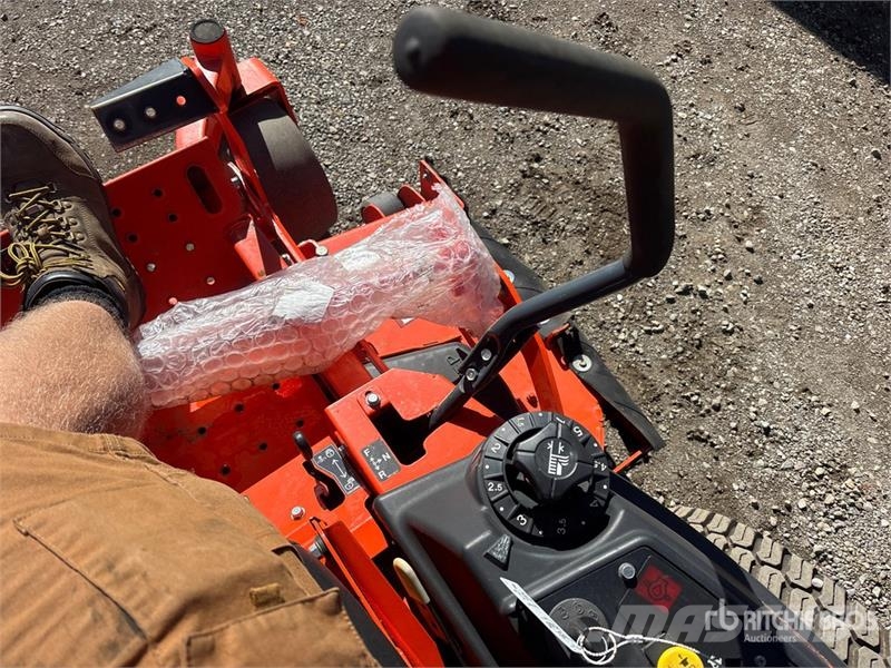 Kubota Z725KH Mobil çim biçme makineleri